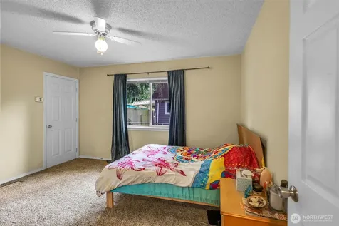 622 141st Street S Parkland WA 98444