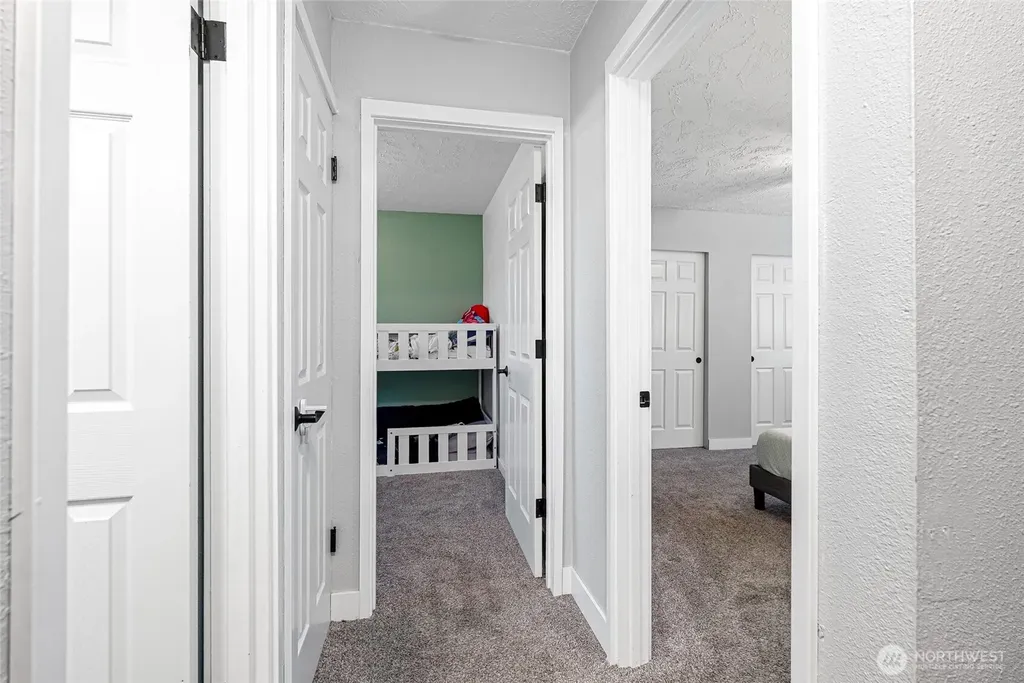 3311 Redwood Avenue Bellingham WA 98225