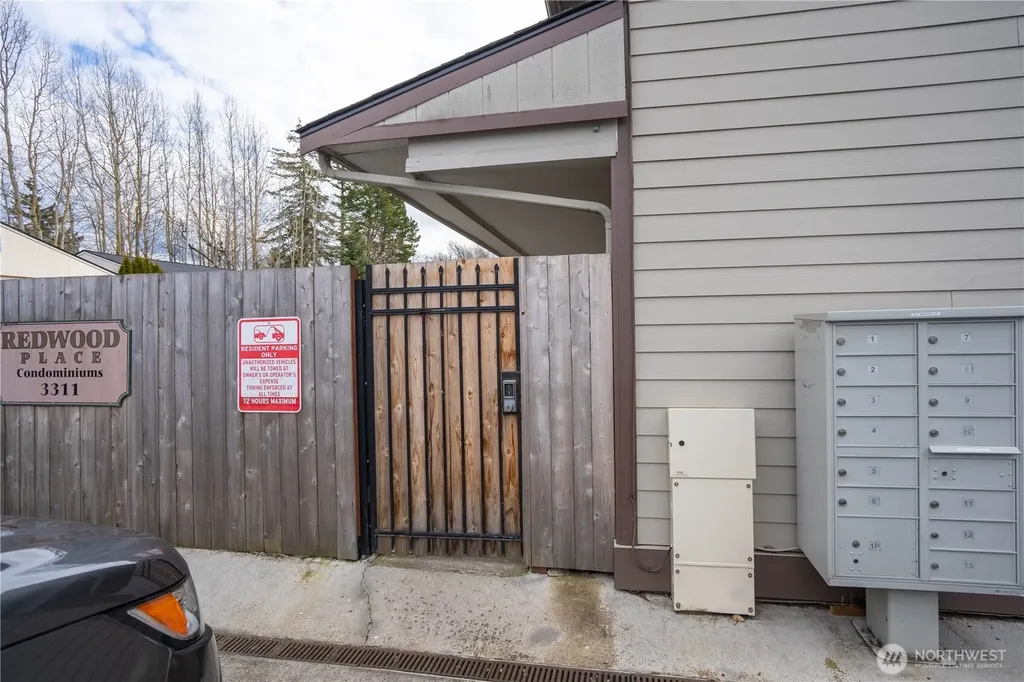 3311 Redwood Avenue Bellingham WA 98225