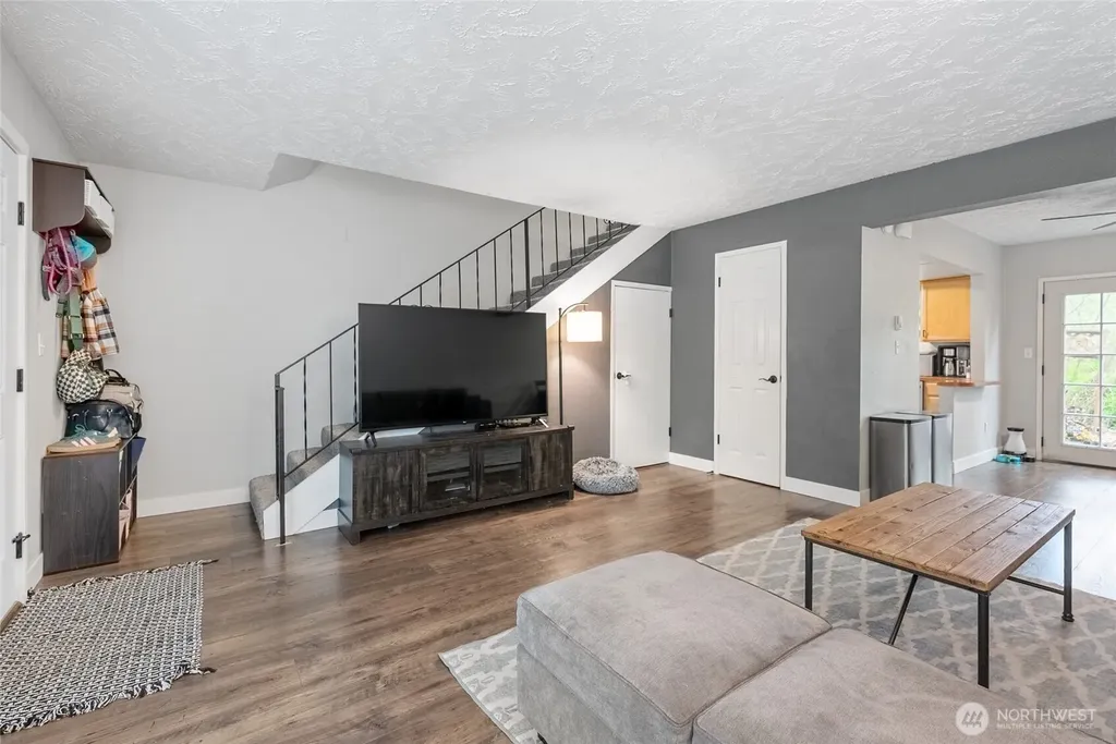 3311 Redwood Avenue Bellingham WA 98225