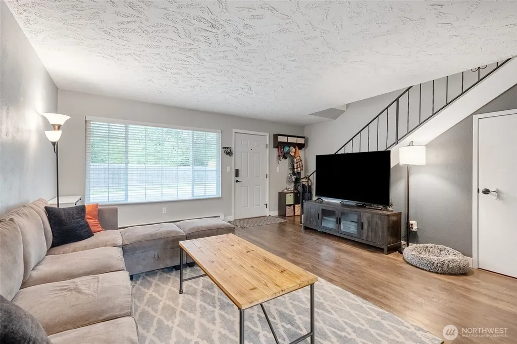 3311 Redwood Avenue Bellingham WA 98225