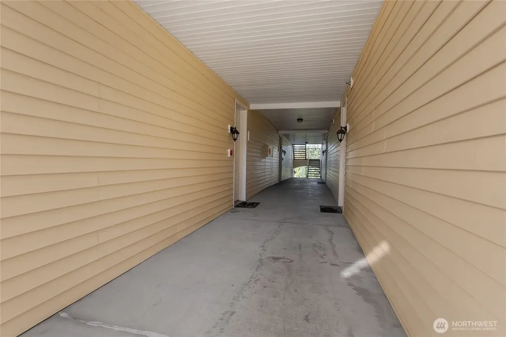 10113 186th Street E Puyallup WA 98375