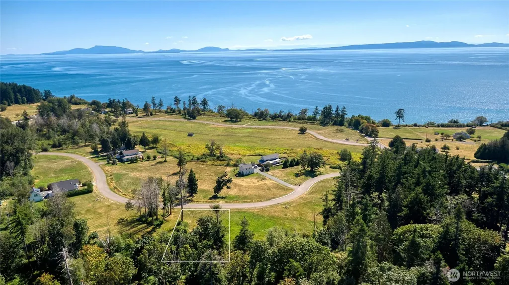 2128 Seabright Loop Point Roberts WA 98281