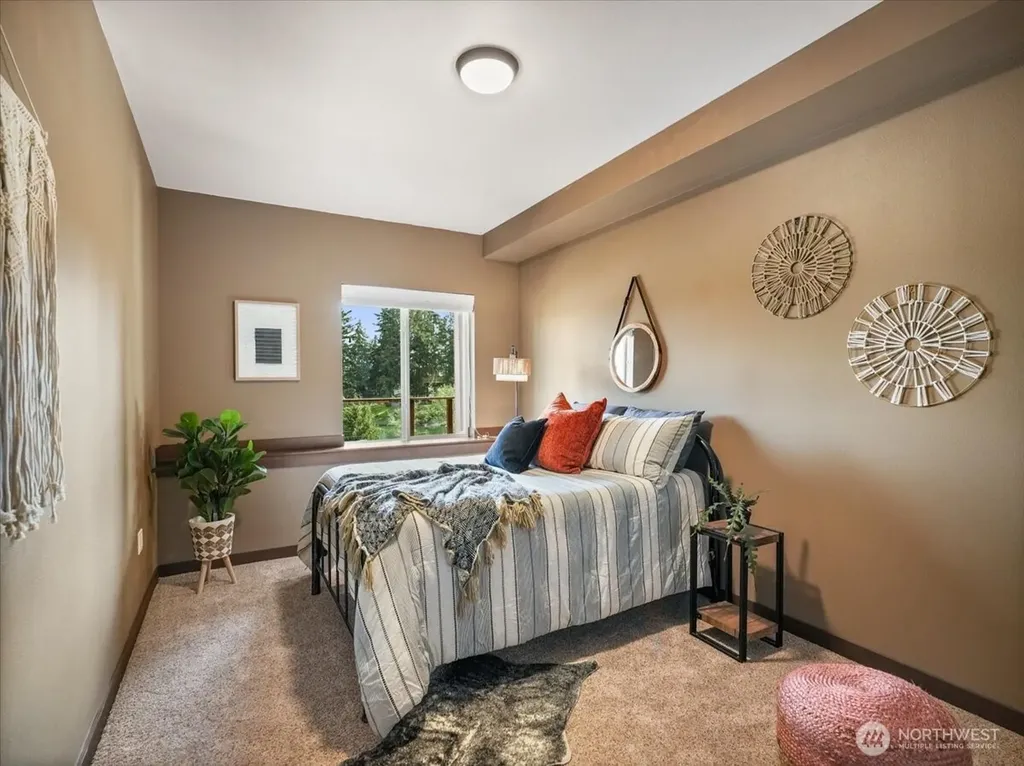3231 Deer Island Drive E Lake Tapps WA 98391
