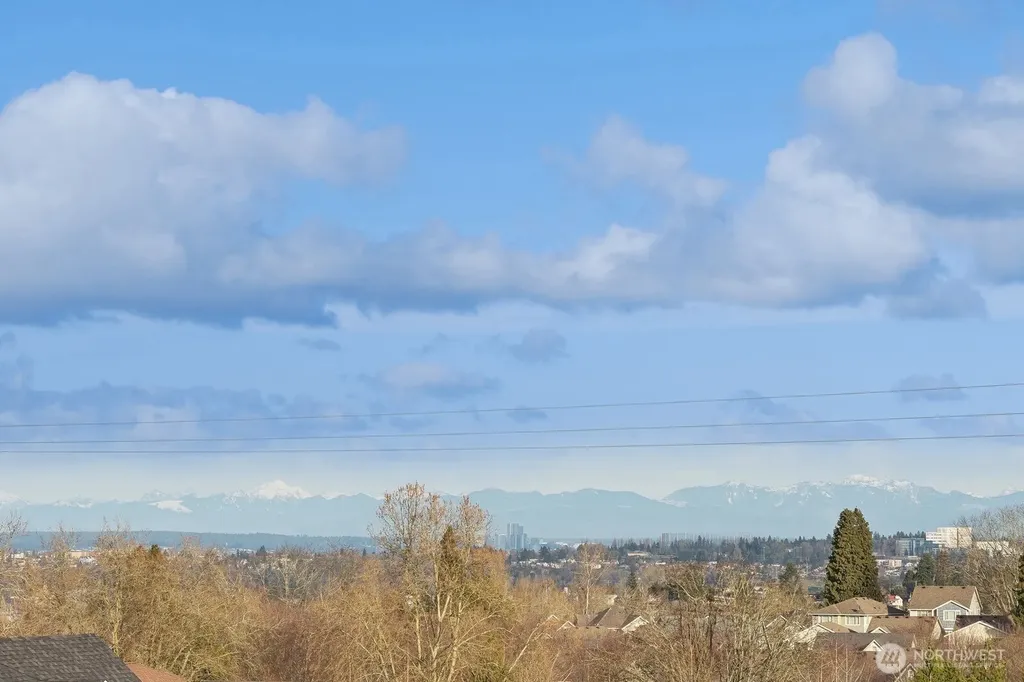 6307 34th Avenue SW Seattle WA 98126