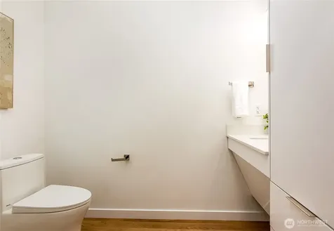 6307 34th Avenue SW Seattle WA 98126