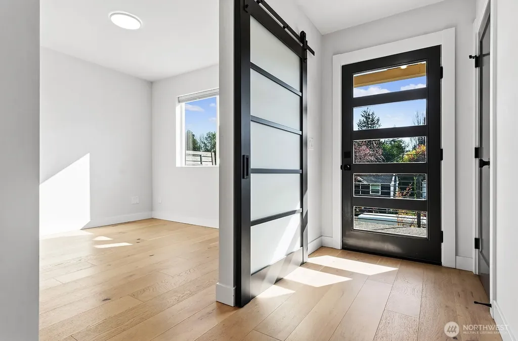 8451 18th Avenue SW Seattle WA 98106