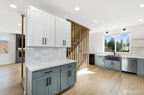 8451 18th Avenue SW Seattle WA 98106