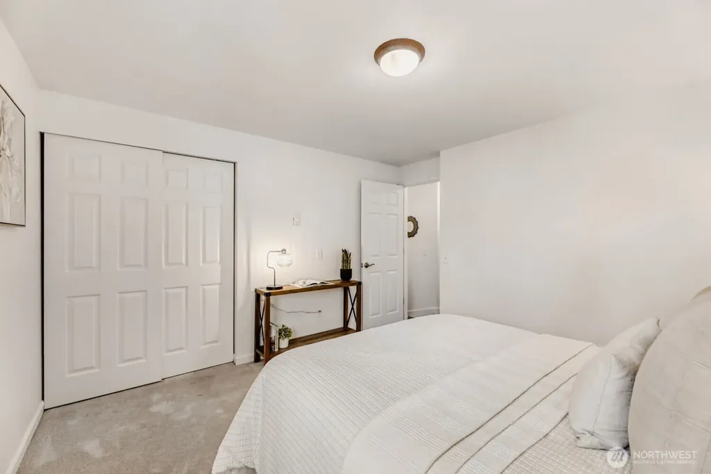 22906 Edmonds Way Edmonds WA 98020
