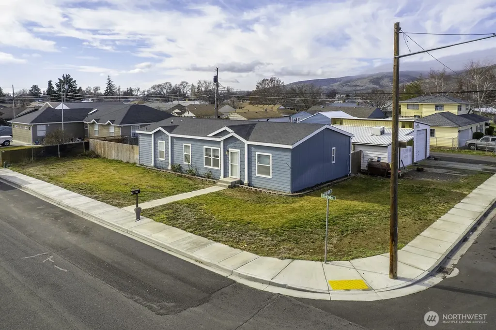 159 Ivy Street NE Ephrata WA 98823