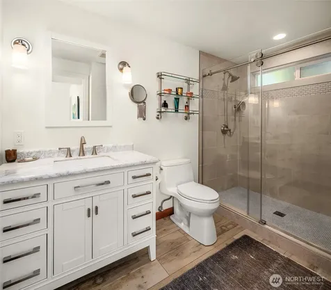 27518 Sandy Shores Drive SW Vashon WA 98070