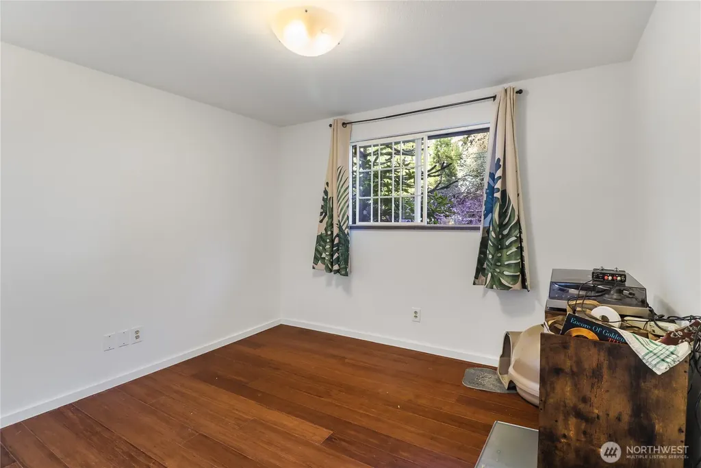 1235 Neil Street NE Olympia WA 98516