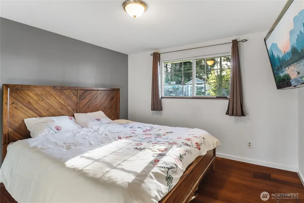 1235 Neil Street NE Olympia WA 98516