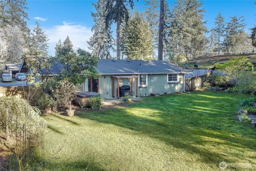 1235 Neil Street NE Olympia WA 98516