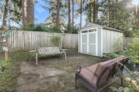 1235 Neil Street NE Olympia WA 98516