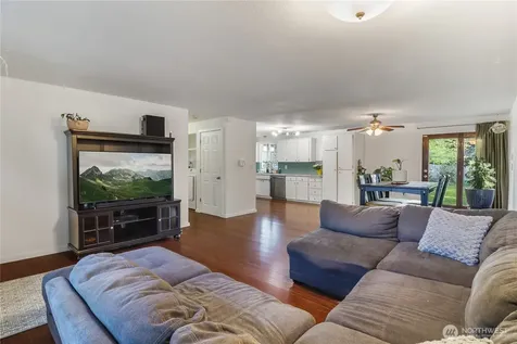 1235 Neil Street NE Olympia WA 98516