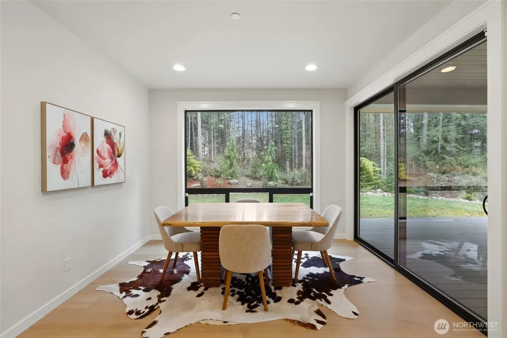 29816 SE Lake Retreat North Drive Ravensdale WA 98051