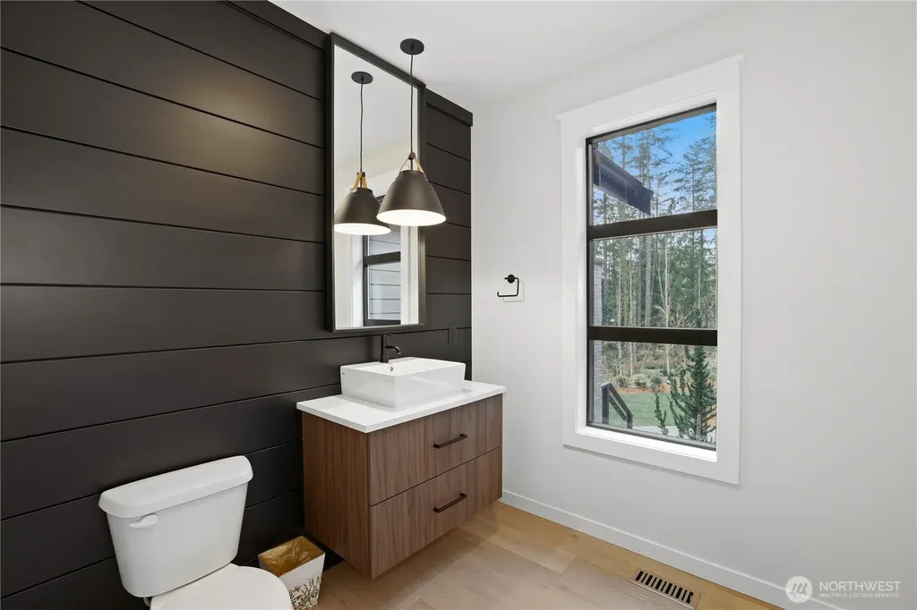 29816 SE Lake Retreat North Drive Ravensdale WA 98051