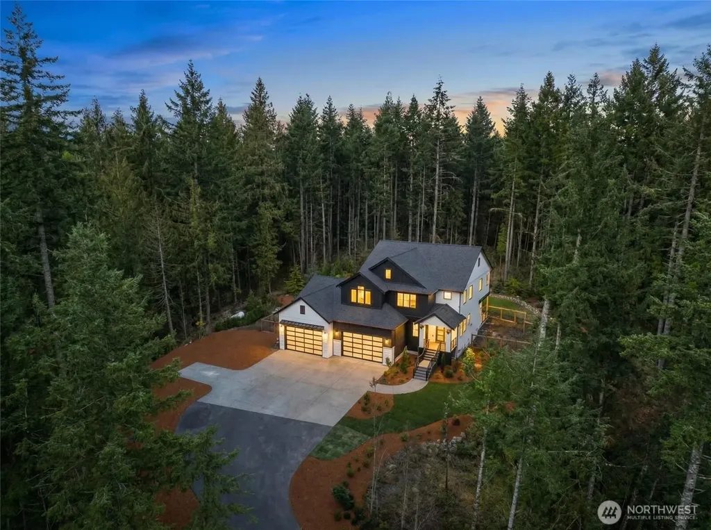 29816 SE Lake Retreat North Drive Ravensdale WA 98051