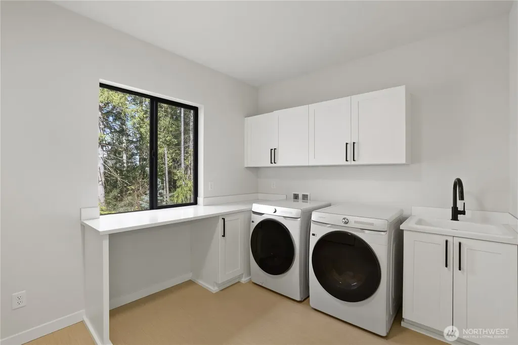 29816 SE Lake Retreat North Drive Ravensdale WA 98051