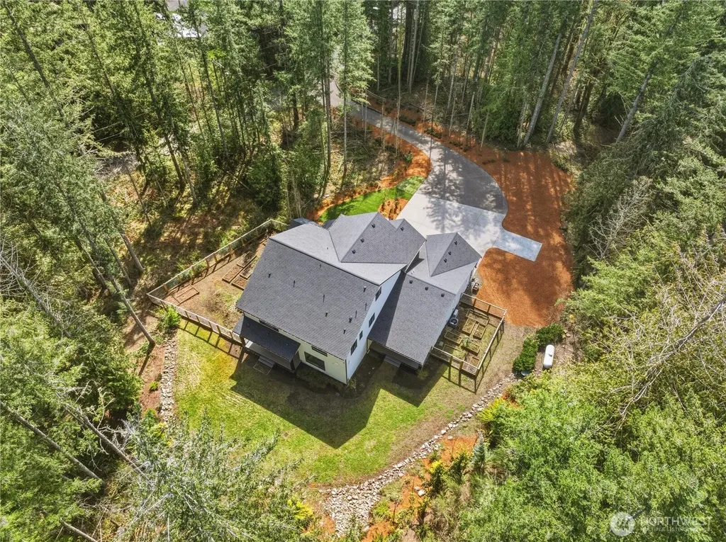29816 SE Lake Retreat North Drive Ravensdale WA 98051