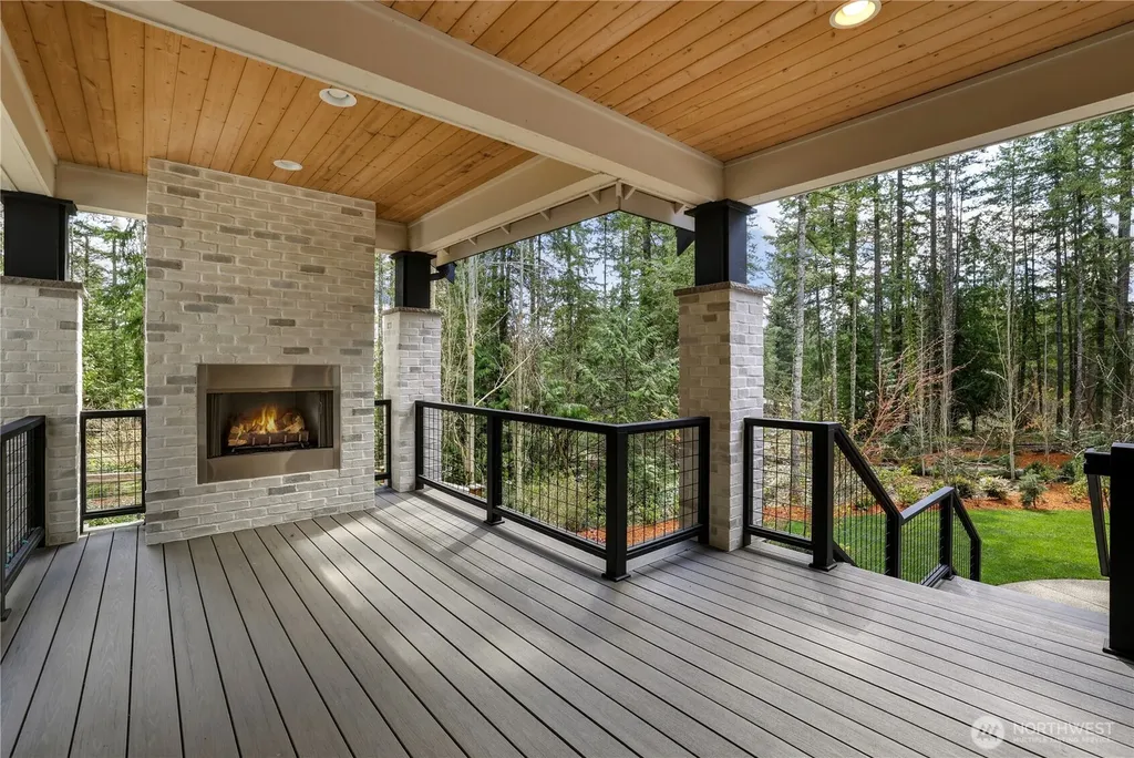 29816 SE Lake Retreat North Drive Ravensdale WA 98051