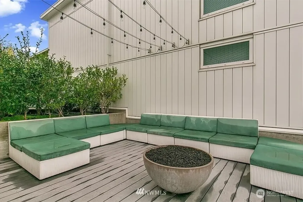501 Roy Street Seattle WA 98109
