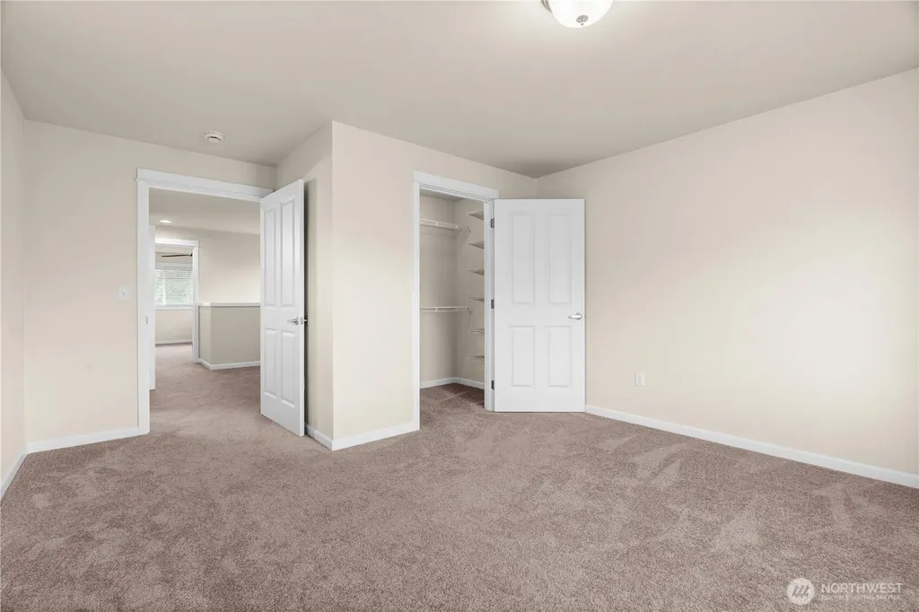 10700 SE 260th Street Kent WA 98030