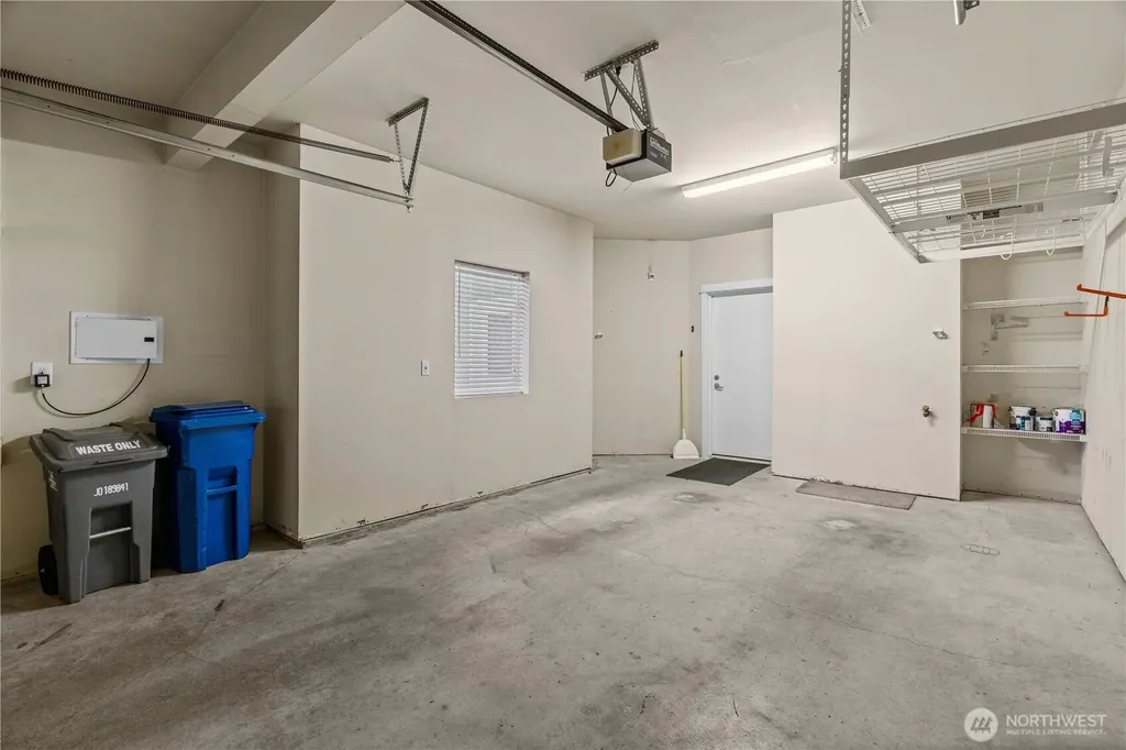 10700 SE 260th Street Kent WA 98030