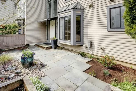 6527 106th Avenue NE Kirkland WA 98033