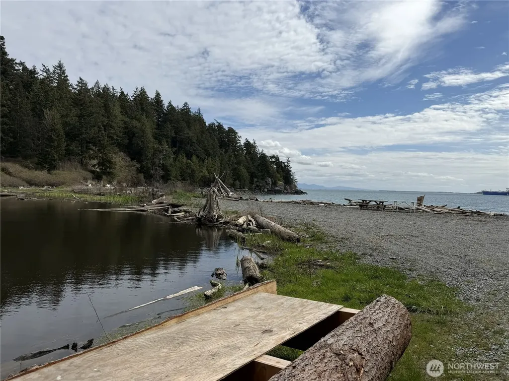 7670 Holiday Boulevard Anacortes WA 98221