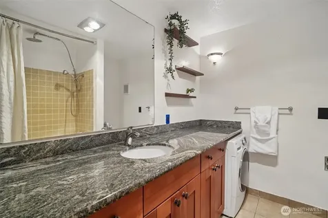 13759 NE 69th Street Redmond WA 98052