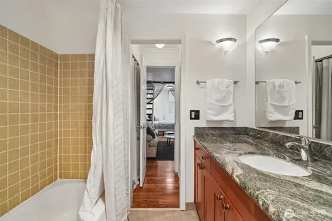 13759 NE 69th Street Redmond WA 98052
