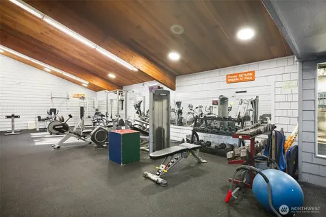 13759 NE 69th Street Redmond WA 98052
