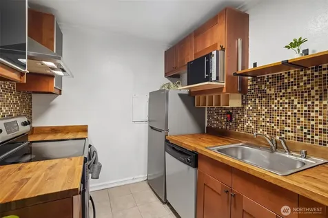 13759 NE 69th Street Redmond WA 98052