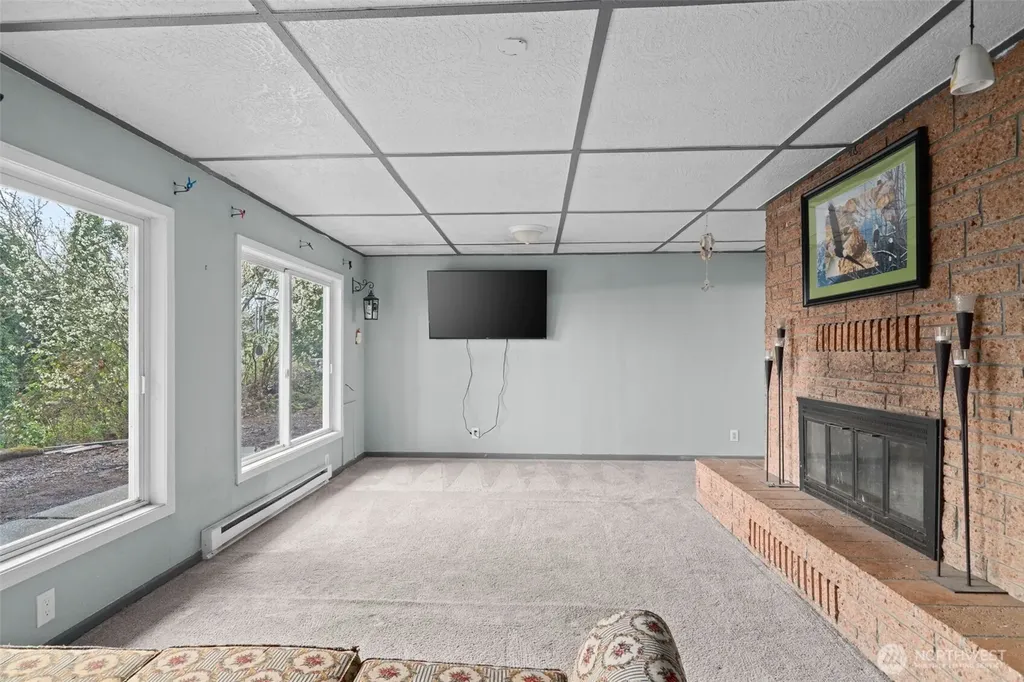 105 Island View Lane Kelso WA 98626