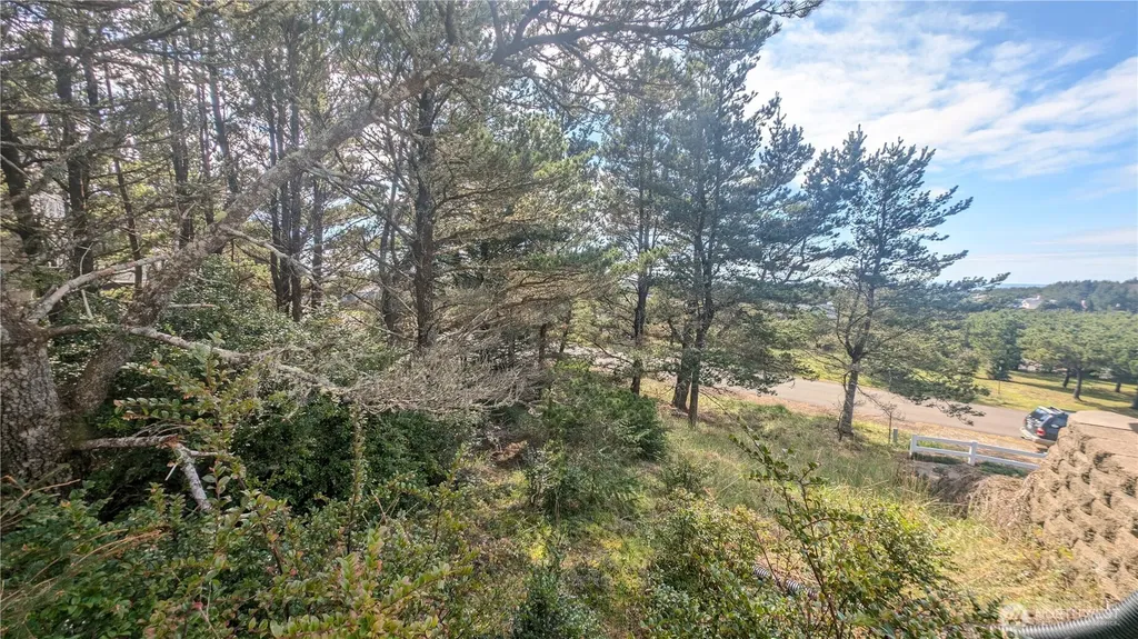 35512 J Place Ocean Park WA 98640