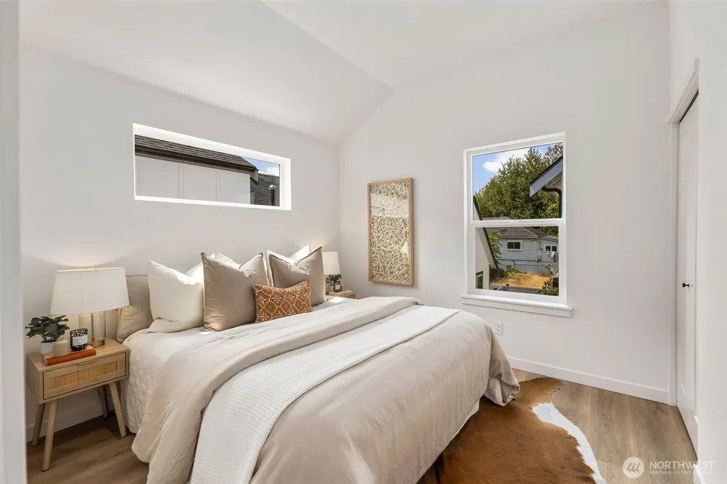 806 S Rose Street Seattle WA 98108