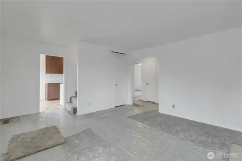 10041 15th Avenue SW Seattle WA 98146