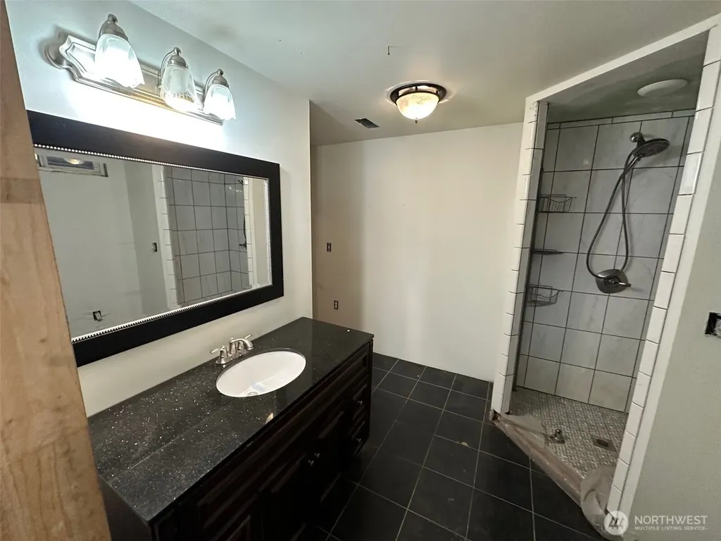 4811 N Lincoln Street Spokane WA 99205