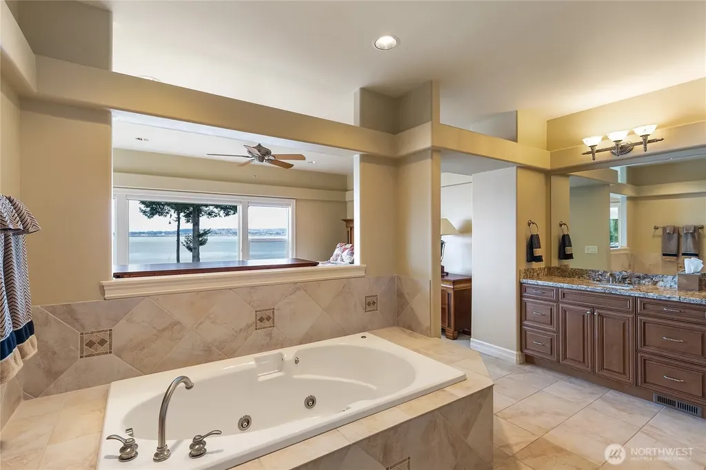 9144 Aerie Lane Blaine WA 98230
