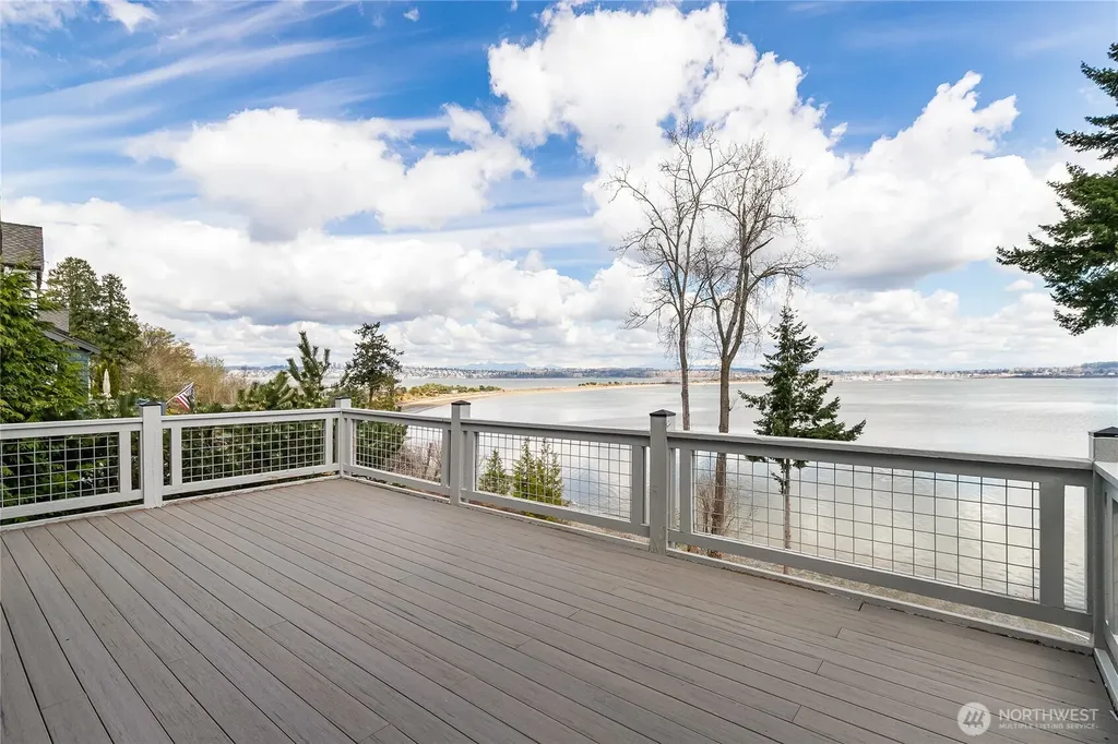 9144 Aerie Lane Blaine WA 98230