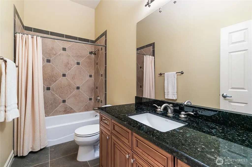 9144 Aerie Lane Blaine WA 98230