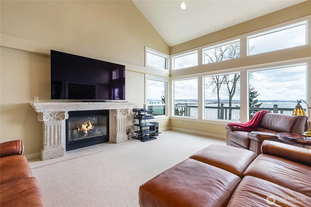 9144 Aerie Lane Blaine WA 98230