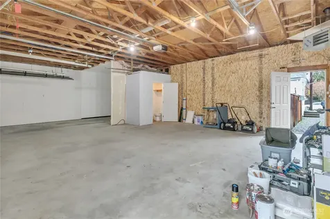 10041 15th Avenue SW Seattle WA 98146