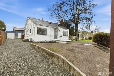 10041 15th Avenue SW Seattle WA 98146