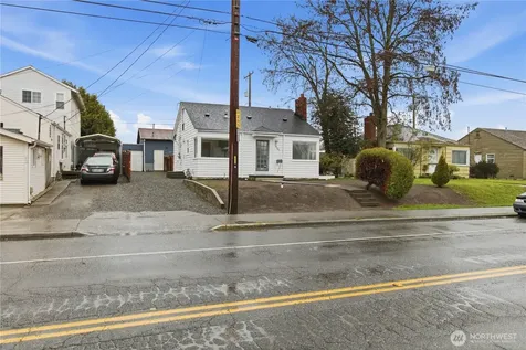 10041 15th Avenue SW Seattle WA 98146