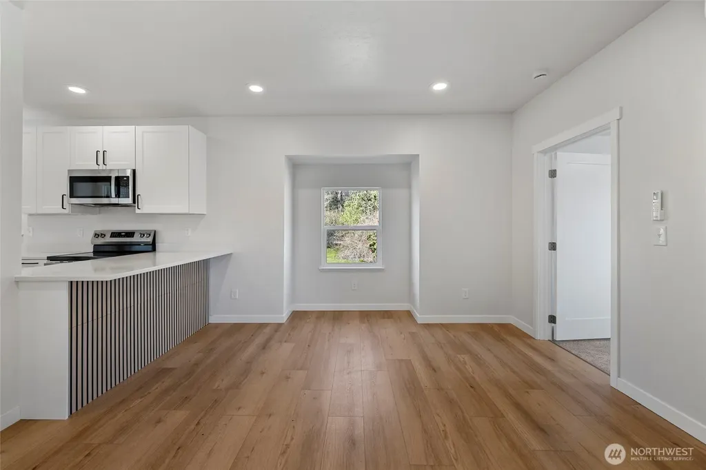 24578 Wicker Road Sedro Woolley WA 98284
