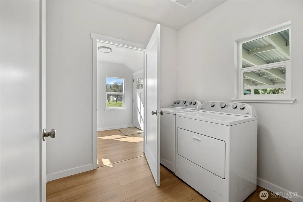 24578 Wicker Road Sedro Woolley WA 98284