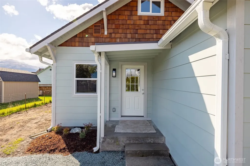 24578 Wicker Road Sedro Woolley WA 98284